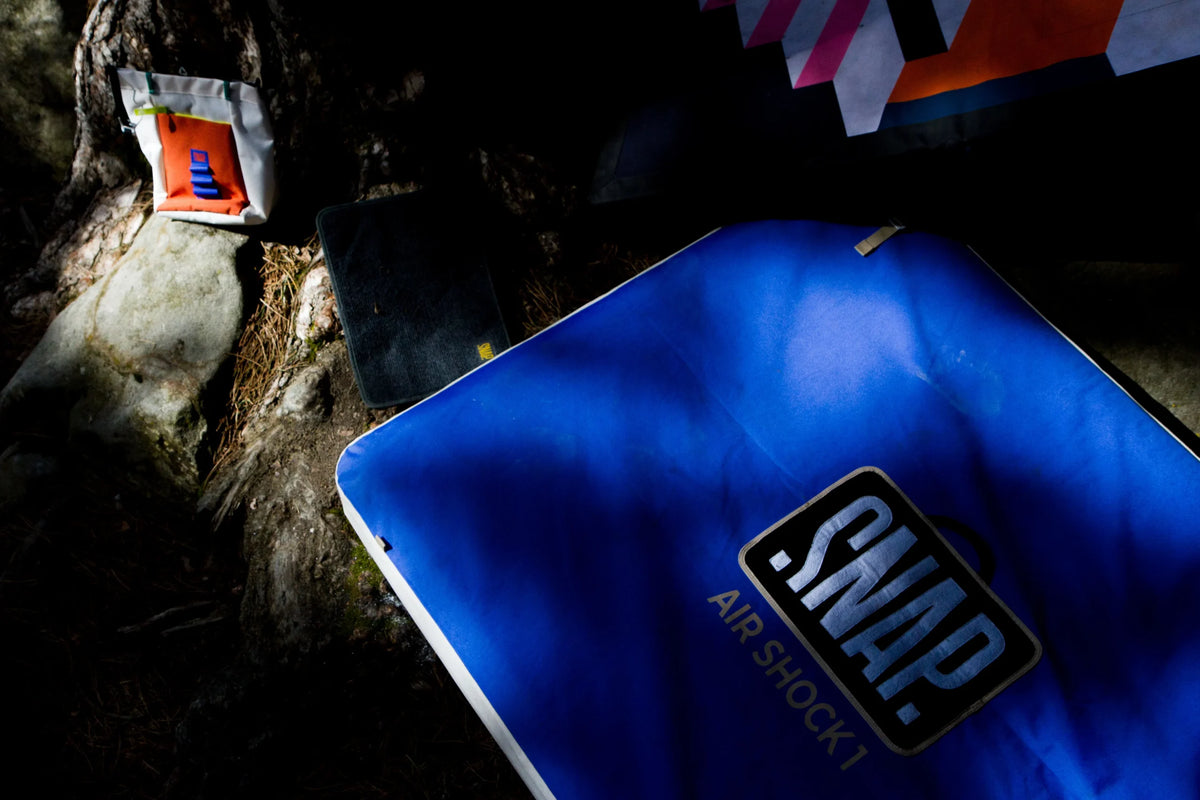 Snap Airshock 1 crash pad in use at the crag
