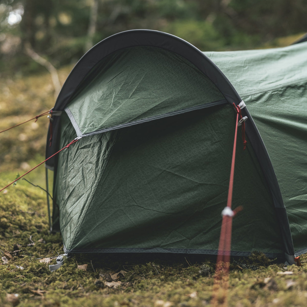 Robens Cress 1 Pro Tent - Lightweight Solo Tunnel Tent - alternate view 3