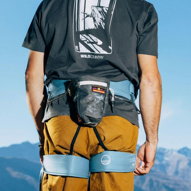 WC Flow Chalk Bag - perspective