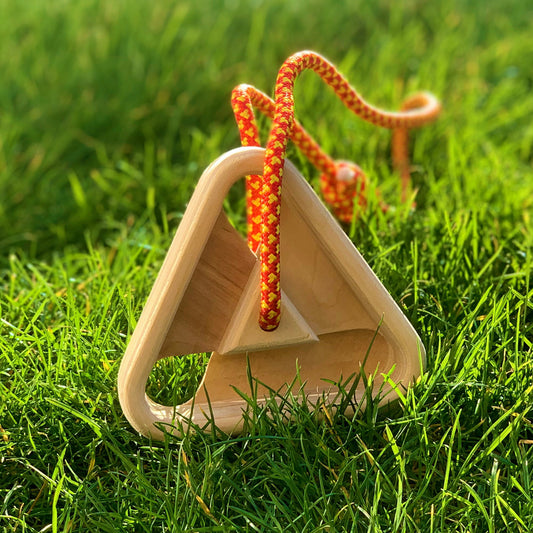 TriQuad™ Triangle Triple Edge Hangboard | 27, 22, 17 and 12mm Rungs