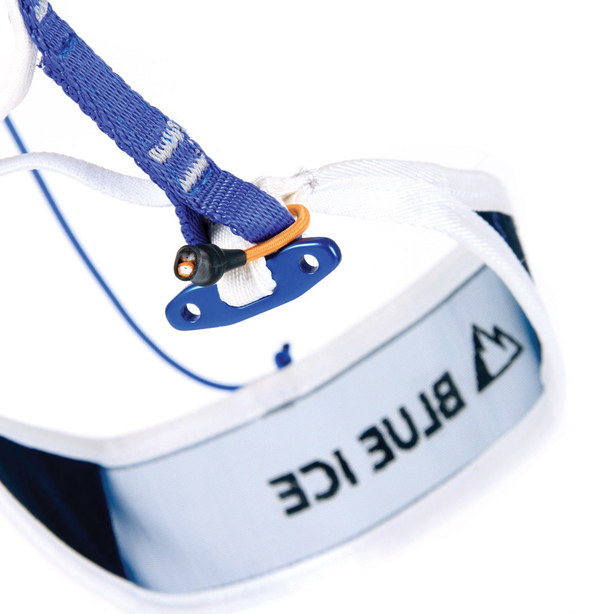 Blue Ice Choucas Pro harness - leg loop opening