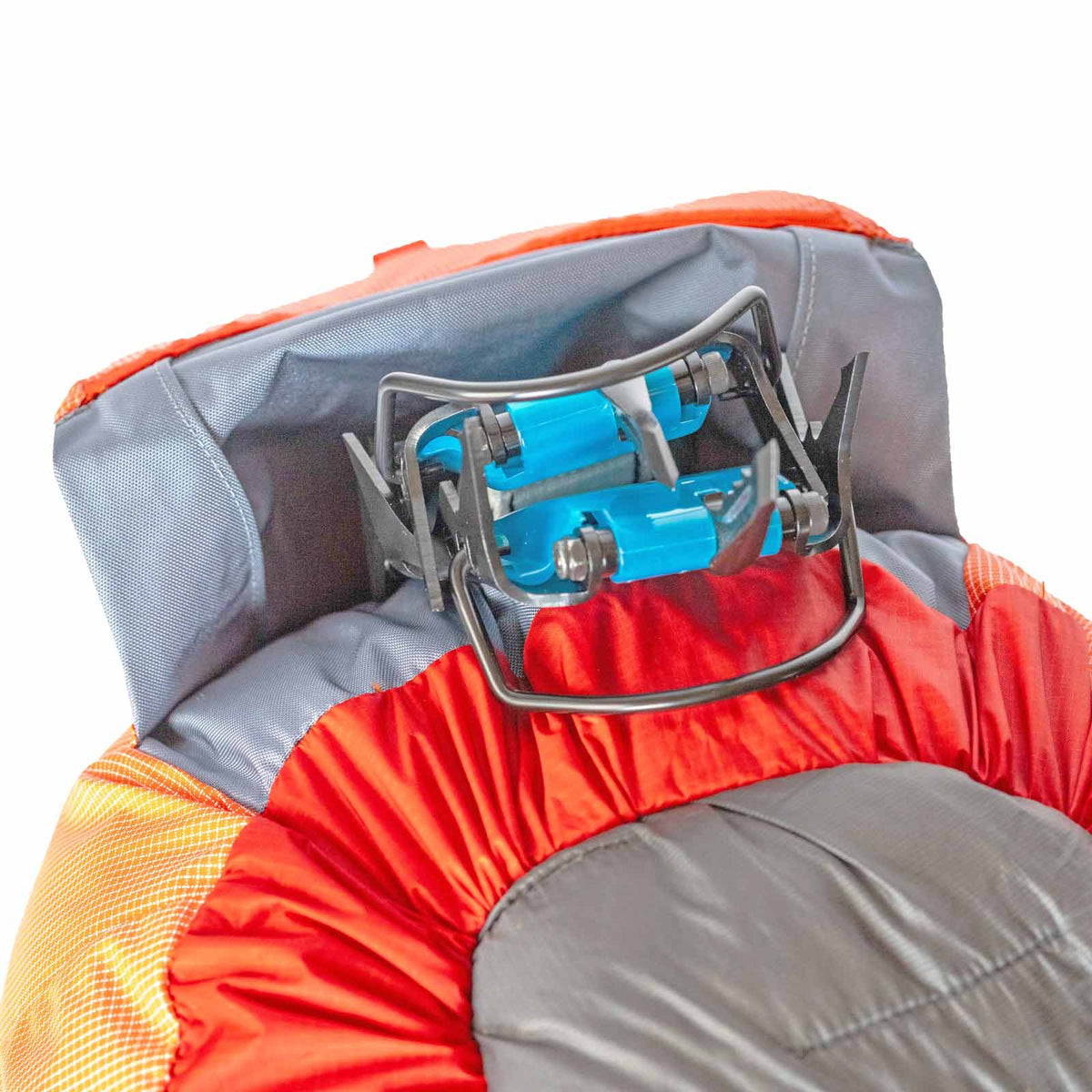 Blue Ice Stache 50L - crampon pocket