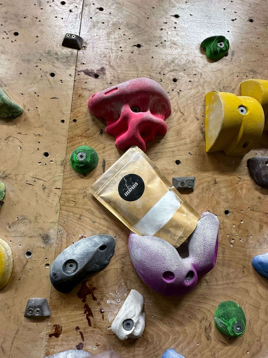 Escapades Premium Climbing Chalk Powder – Sea-Derived Magnesium Carbonate, Superior Grip